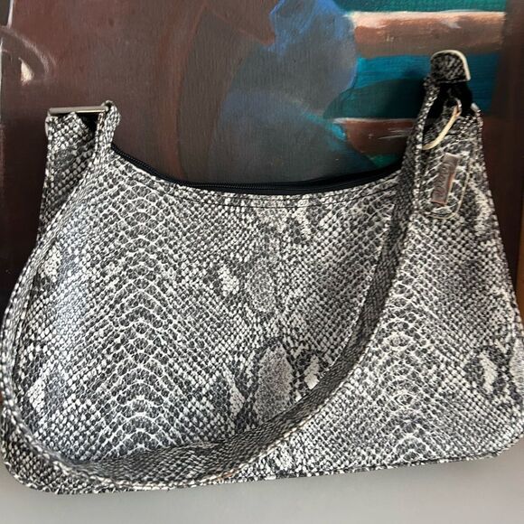 Vintage y2k 00s 2000s faux snake skin shoulder bag by Cornell - Picture 10 of 16